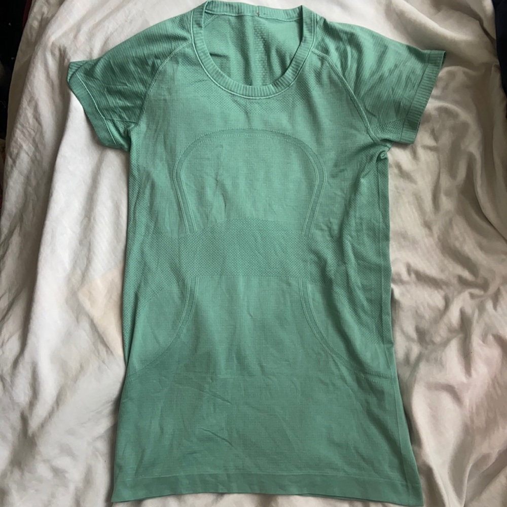 Lululemon Run Swiftly Top